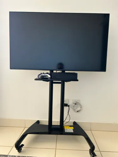 Suporte North Bayou Ava1500-60-1p De Chão Para Tv/monitor De 32 Até 75 Preto