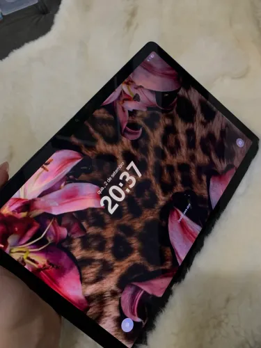 Tablet A9+