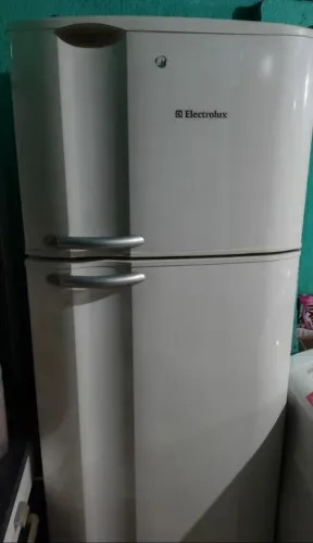 Geladeira Electrolux c DEFEITO
