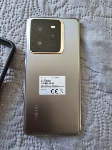 REALME GT 7 pro 256 GB 12 DE RAM SNAPDRAON 8 ELITE BATERIA DE 6500 CARREGADOR DE 120W