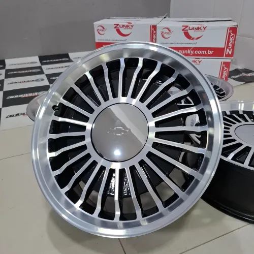 Rodas 17 ralinho 4x100 tala 6 Novas