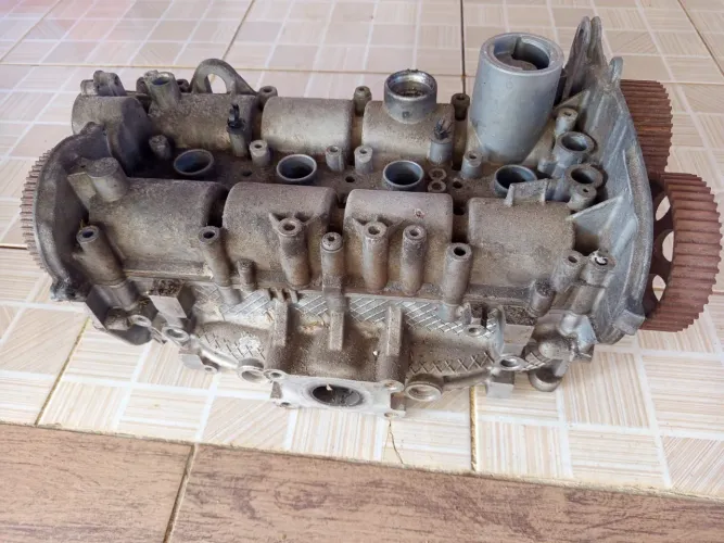 ? VENDO CABEÇOTE ORIGINAL AUDI/GOLF 1.4 TSI TURBO