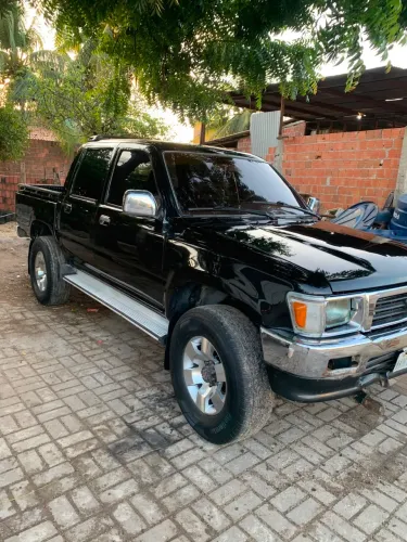 Toyota Hilux CD SR5 4X4 2.8 Diesel 2001