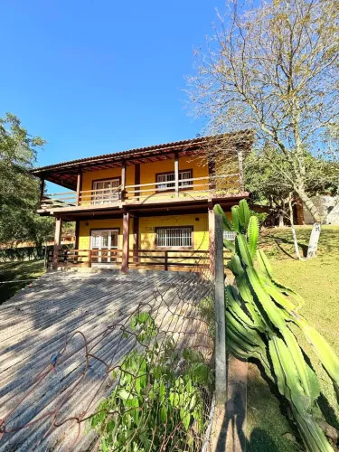 Sítio à venda em Terra Preta - Mairiporã com 9 mil m² com lago