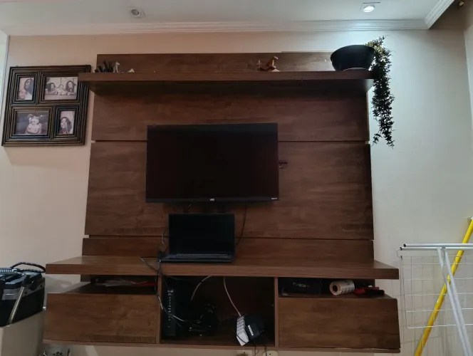 Painel de Tv 60 polegadas 
