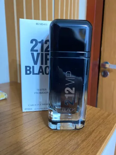 212 vip Black