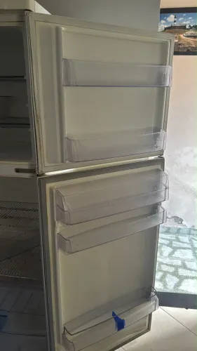 Geladeira em ótimo estado