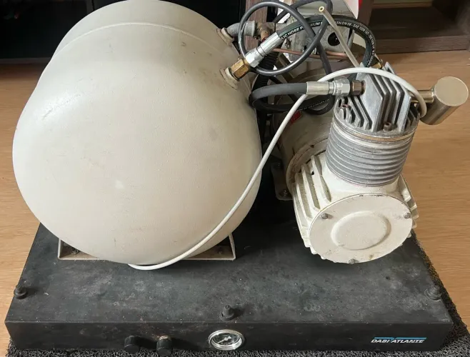 Compressor odontológico