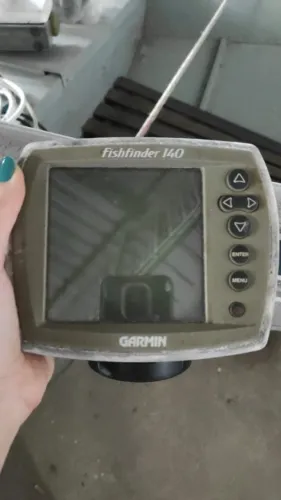 Sonda Garmin Fishfinder 140