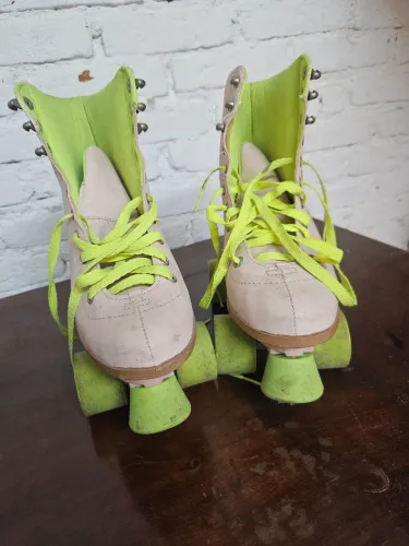 Vendo patins