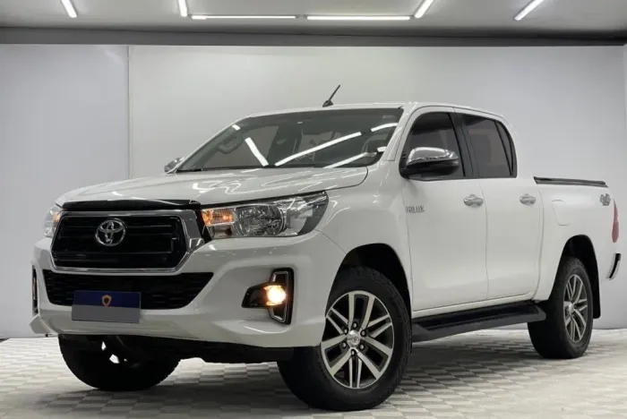 Toyota Hilux CD SRV 4X4 2.8 TDI Diesel Aut. 2020
