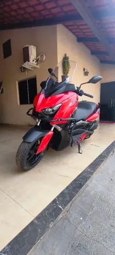 X-max 250 24/24