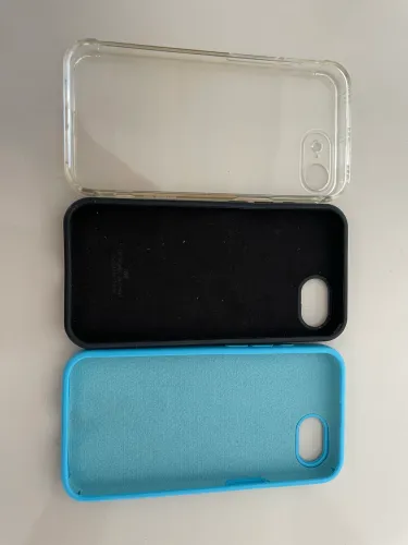 VENDO TRÊS CAPAS DO IPHONE 16E
