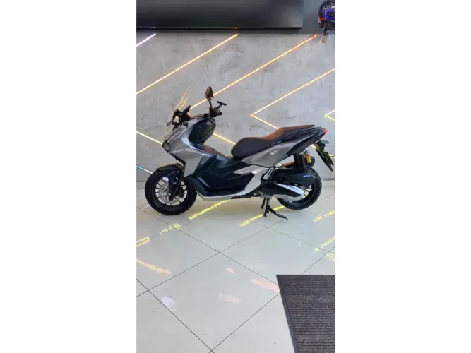 Honda Adv 160 2026