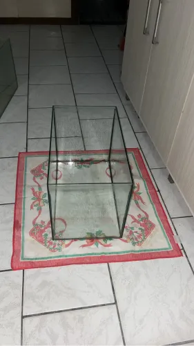 AQUÁRIO BARATO PRA VENDER LOGO