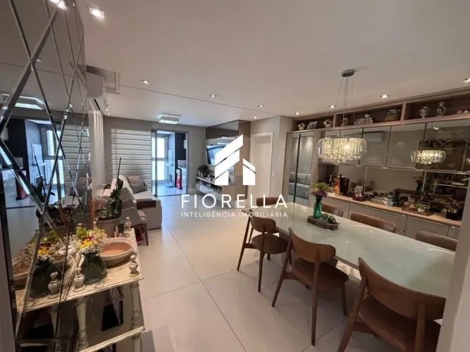 Apartamento com 03 dormitórios com 03 Suíte no bairro Campinas - São José