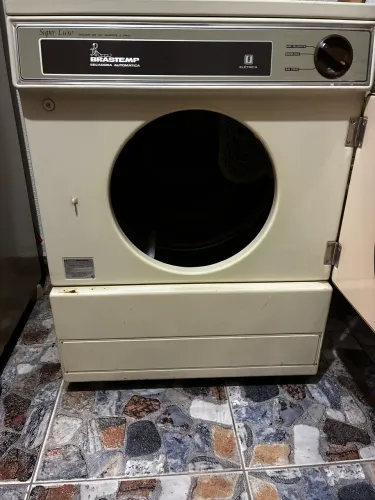 Secadora de roupa Brastemp automática 