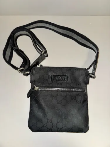 Bolsa Gucci Crossbody Original Nylon GG Preta Transversal