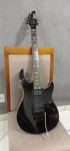 Guitarra Tagima Vulcan Floyd Rose ll