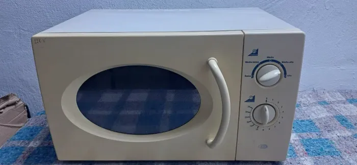 microondas 20 litros 110 v