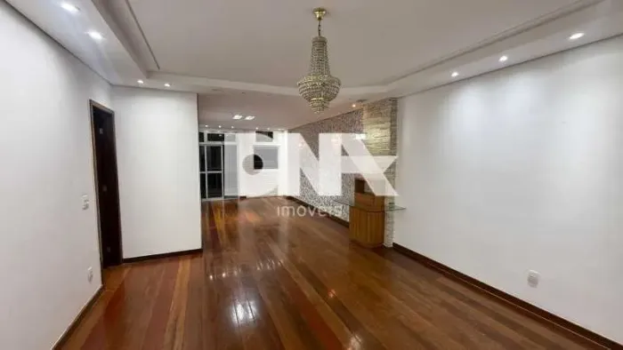 Apartamento : / Residencial / Copacabana