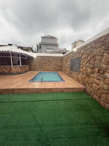 VIVENDAS DO SOL//ESPETACULAR TOWNHOUSE TOTALMENTE REFORMADA | 340 m² | 5 QUARTOS 