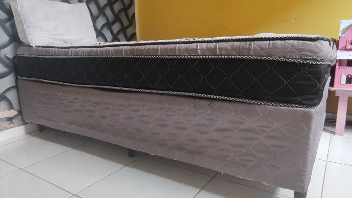 Cama box casal