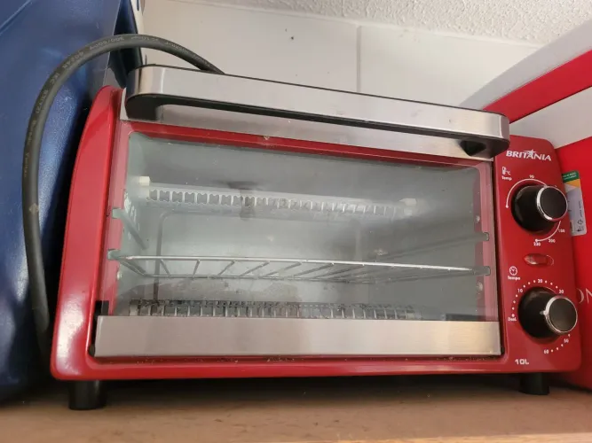 Forno Elétrico Britânia 10L (110V)