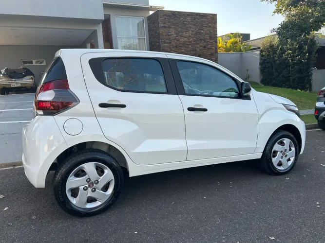 Fiat Mobi Like 1.0 Fire Flex 5P. 2020