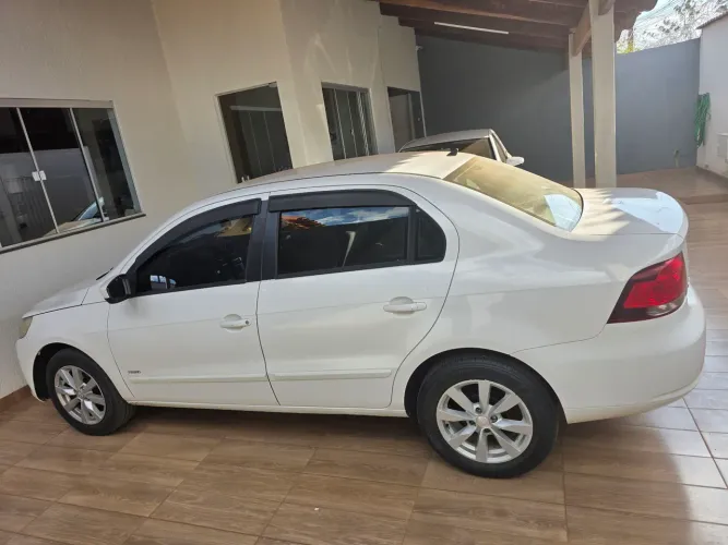 Volkswagen Voyage Trend 1.6 MI Total Flex 8V 4P 2012
