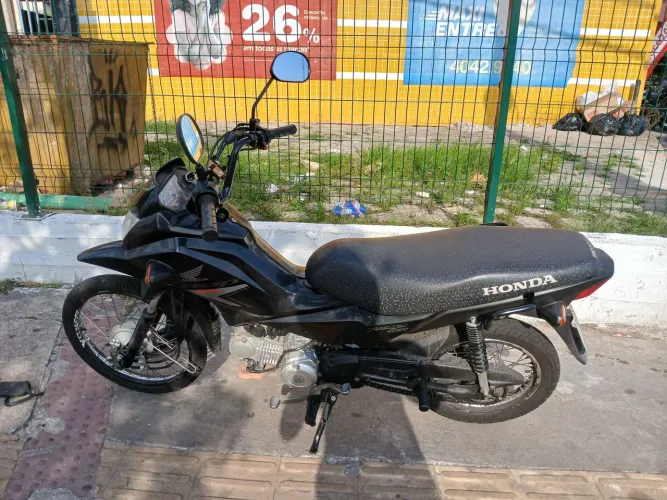 Vendo pop 110i ES preta com 23.000 km rodado
