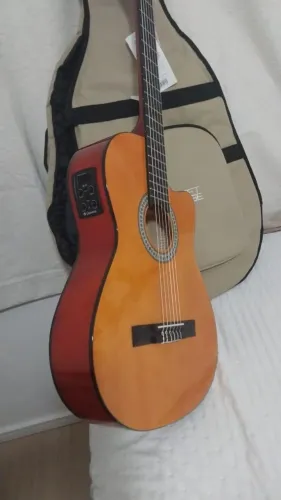 Somente Brasília e Entorno: Violão Giannini NF-14 Flat Náilon Mogno. Obs.: Acompanha capa.