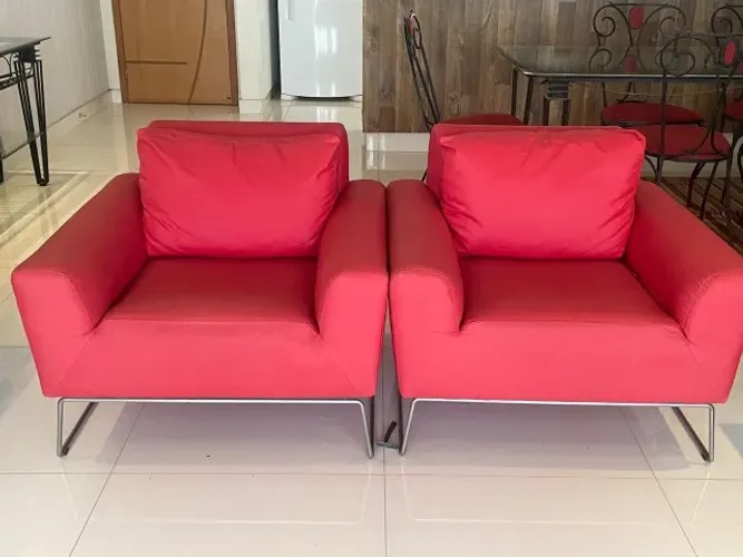 Duas Poltronas