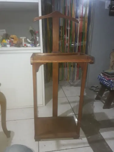 Cabideiro em Madeira Antigo década 50