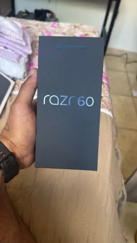 ? MOTOROLA RAZR 60 5G 256gb- NOVO LACRADO! ?