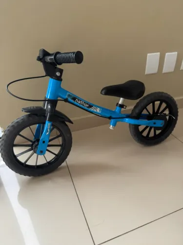 Bicicleta de equilíbrio 