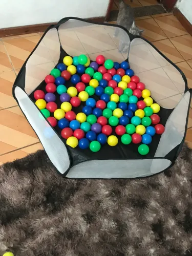 Piscina de bolinha infantil ou pra pet