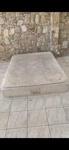 Colchão de casal + box baú