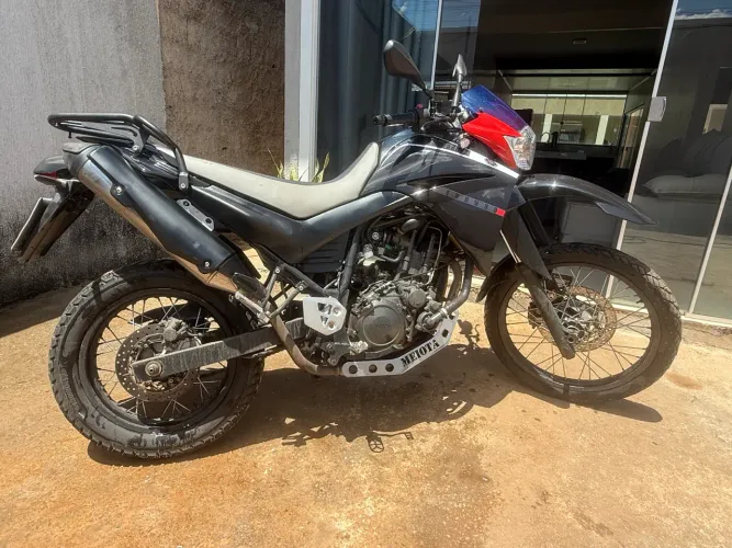 Xt 660r quitada em dias recibo em branco