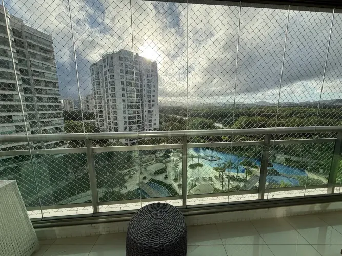 Espetacular SAINT BARTH, apartamento reformado e decorado.