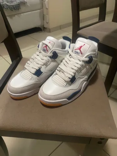 Nike Air jordan 4 SB