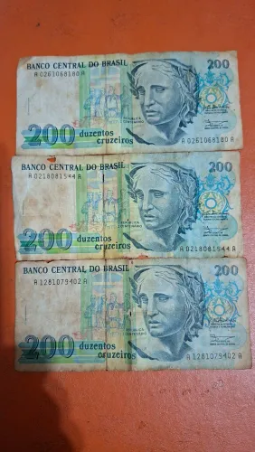 Cédulas de 200 Cruzeiros . Ideal para colecionadores. 