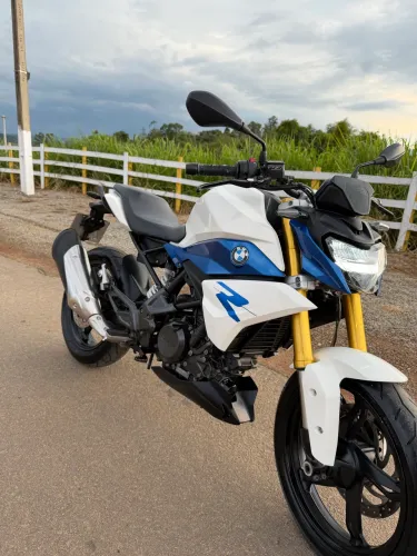 BMW G 310 R