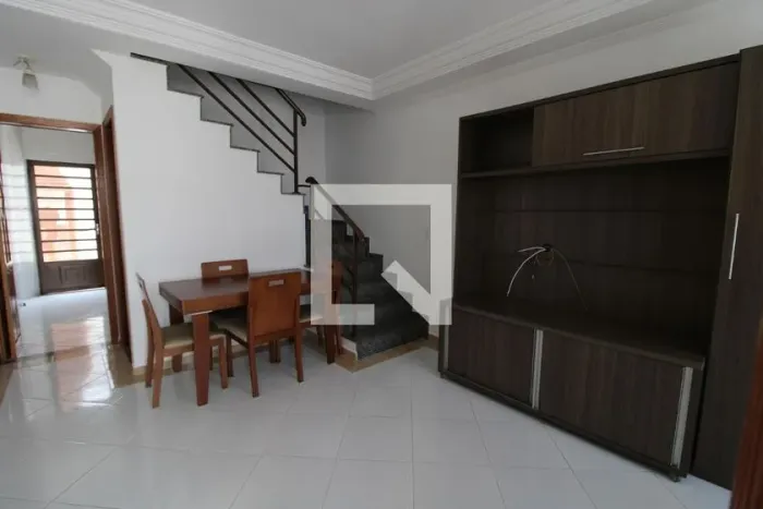 Casa à Venda - Vila Ede, 2 Quartos, 104 m2