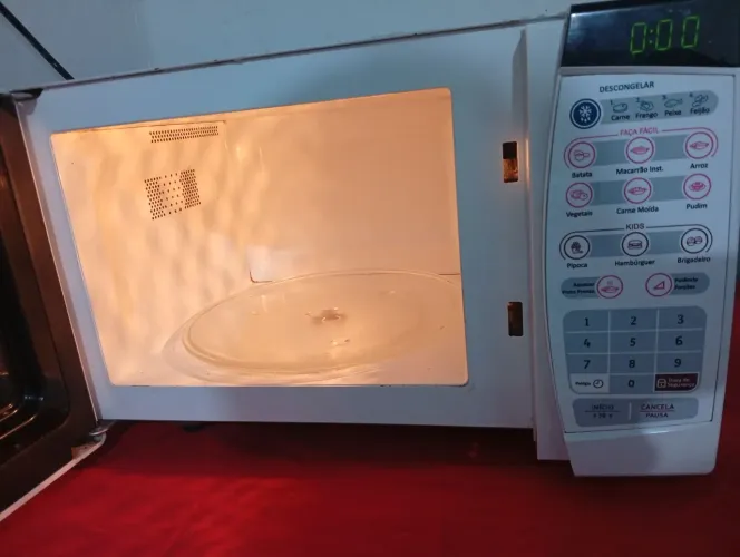 Vendo microondas Electrolux 20 l