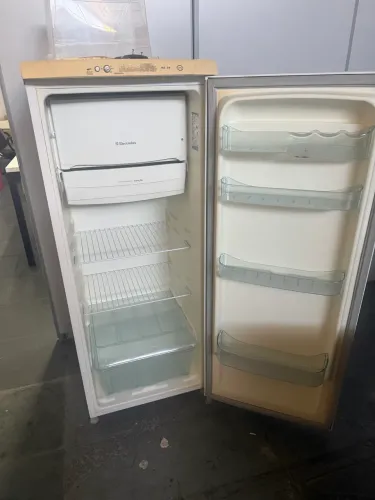 Geladeira Eletrolux 