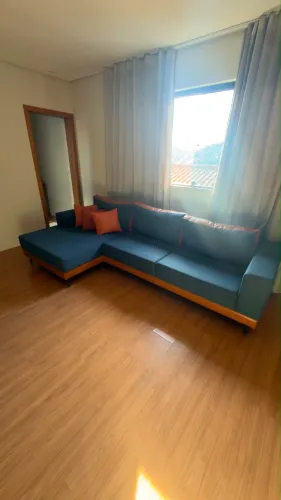 Sofá 3 assentos!!!