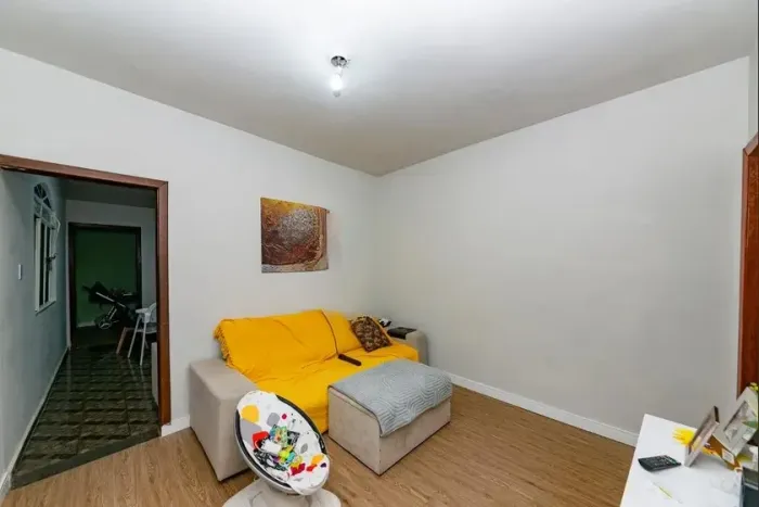 Casa à Venda - Nova Gameleira, 2 Quartos, 350 m2