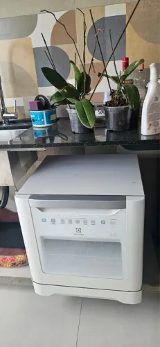 Máquina de lavar louças ELETROLUX 8 serviços. 