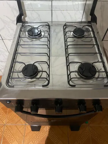 Fogão semi novo